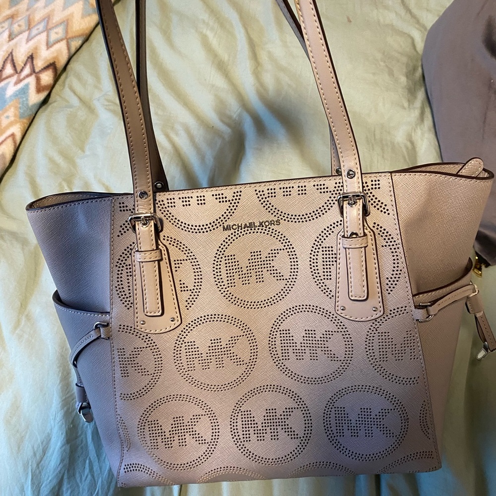 Michael Kors purse